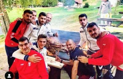 ASTRA GIURGIU // Liderul cu grătare și cu surprize » 5 detalii din fieful echipei care domină campionatul cu o rețetă aproape inexplicabilă