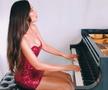 VIDEO+FOTO INCENDIARE Lola Astanova, spectaculoasa pianistă care l-a cucerit pe Novak Djokovic: „Mulțumesc, doamna profesoară!”