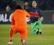 Încă un moment controversat în PSG - Bașakșehir! Ce era să pățească înlocuitorul lui Hațegan + I-a fost frică să arate „roșu”?