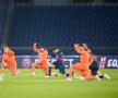 VIDEO + FOTO Protest împotriva rasismului înainte de restartul din PSG - Bașakșehir! Neymar și-a stăpânit cu greu emoțiile