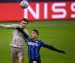 Imaginea serii în Champions League! Jucătorii lui Monchengladbach, înghesuiți în jurul unei tablete după înfrângerea cu Real Madrid