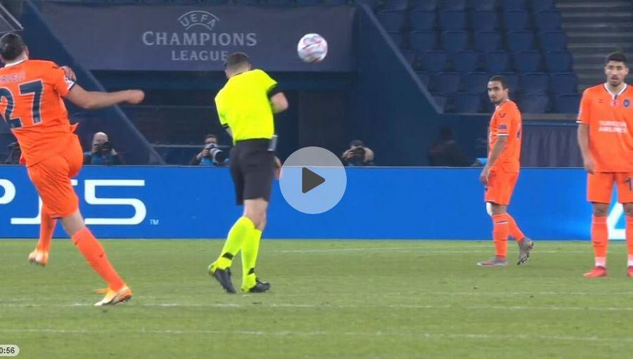 FOTO: Captură @ESPN Încă un moment controversat în PSG - Bașakșehir! Ce era să pățească înlocuitorul lui Hațegan + I-a fost frică să arate „roșu”?