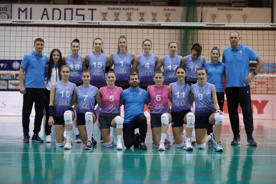 Echipa CS Medgidia, cu Baciu a treia din dreapta pe rândul de sus Foto cev.eu Fata de 10! Experimentata Ioana Baciu spune că vrea încă un titlu înainte de retragere, explică de ce nu mai vine la națională și descrie anul petrecut în Germania, unde „sportivii sunt iubiți și respectați”