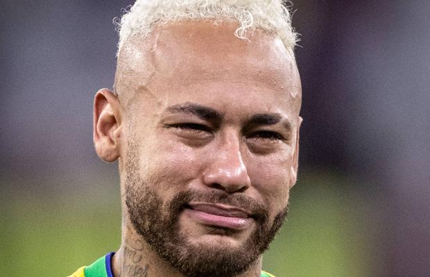 Imaginea Mondialului » Cine l-a consolat pe Neymar, imediat după fluierul final al partidei Croația - Brazilia