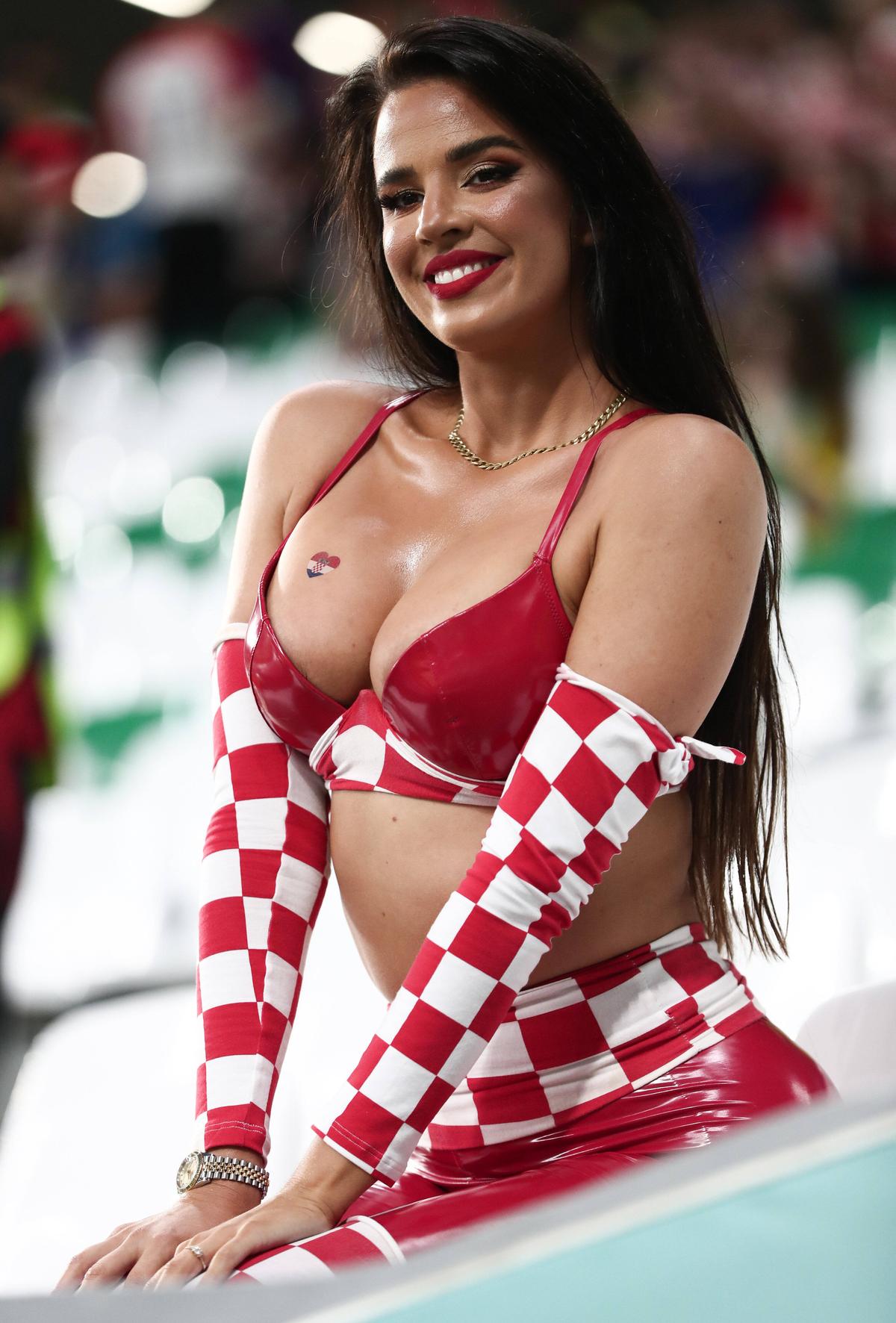 Miss Croația provoacă noi tensiuni în Qatar » Scandal pe Twitter: ce voiau să facă fanii arabi când au văzut-o?