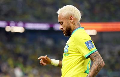 „Șugubăț mic” » MM Stoica n-are milă de Neymar, eliminat de la Mondial fără să execute penalty cu Croația: „Bate cu Chateauroux. Dacă-l lasă Mbappé”