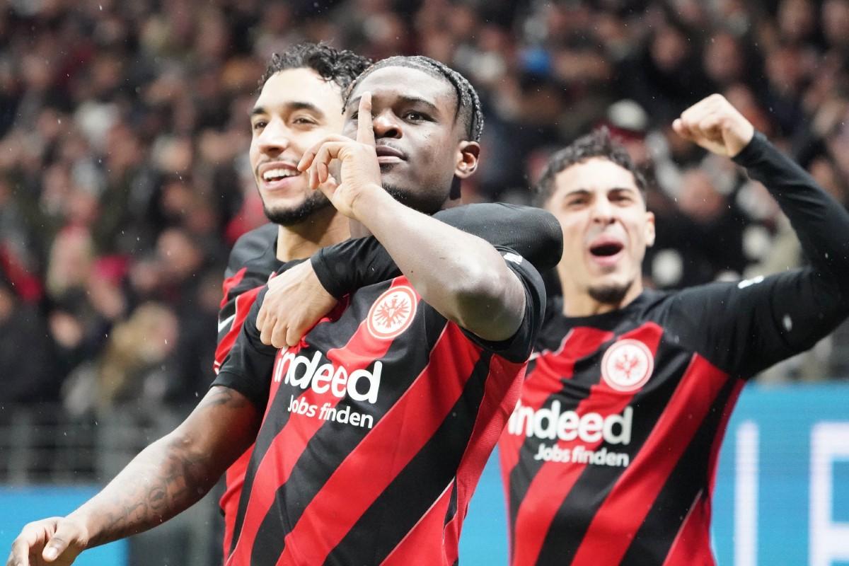 Bayern, umilită de Frankfurt. Foto: Imago