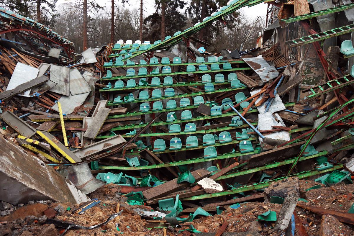Stadioanele din Ucraina se degradează pe zi ce trece » Incredibil cum au ajuns să arate din cauza războiului declanșat de Rusia: 77 dintre ele au fost atinse de bombe și rachete!