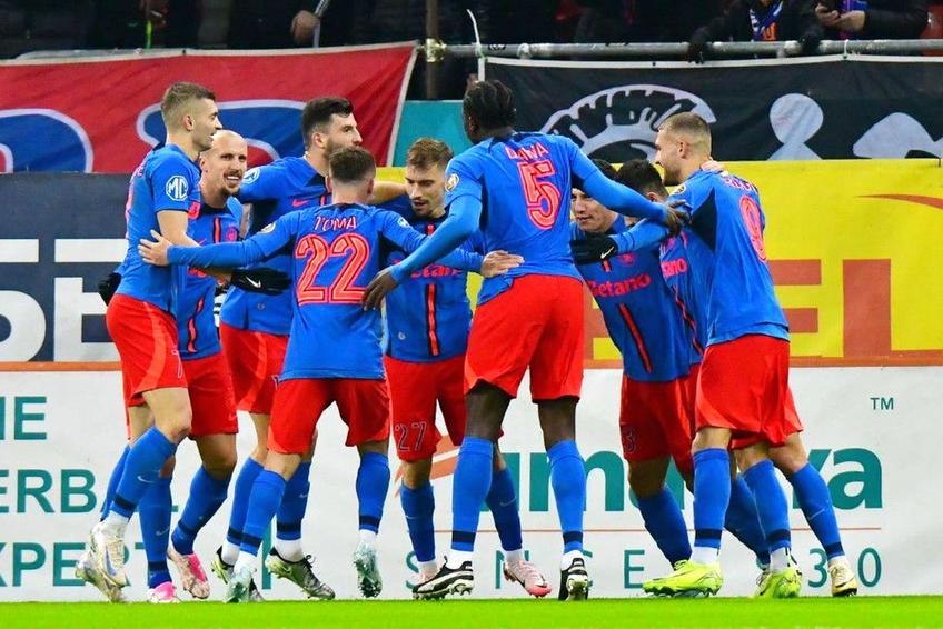 Bucuria jucătorilor de la FCSB după un gol înscris cu FC Botoșani, foto: Cristi Preda