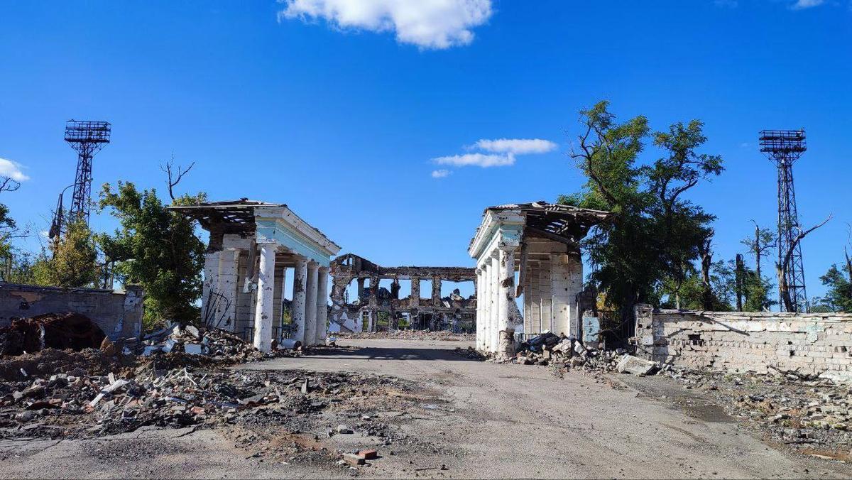 Stadioanele din Ucraina se degradează pe zi ce trece » Incredibil cum au ajuns să arate din cauza războiului declanșat de Rusia: 77 dintre ele au fost atinse de bombe și rachete!