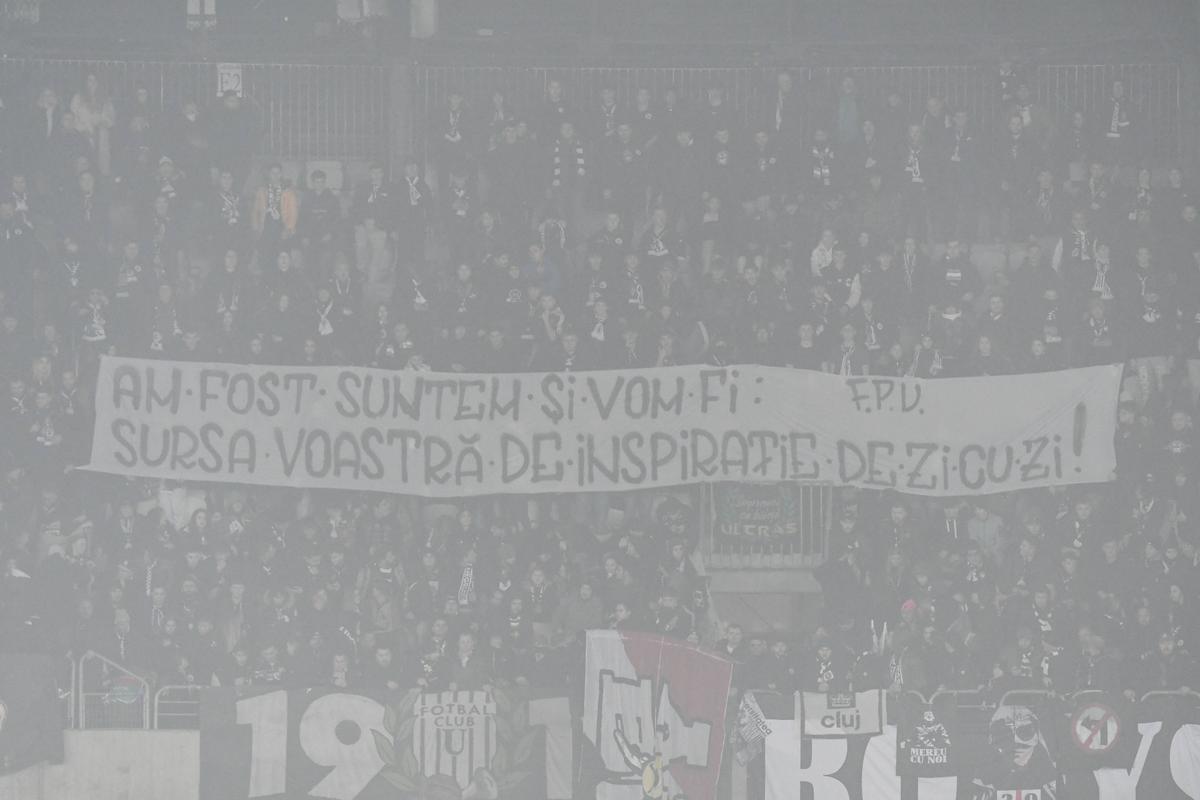 Atmosferă incredibilă la U Cluj - CFR Cluj / Foto: Imago