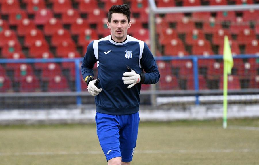 Jan Turiță După 7 luni, meciul acuzat de blat pentru pariuri ajunge în sfârșit la Disciplină » „Când își dă președintele sacoul jos, e semn să luăm gol!” + Ce se vede în rezumat: „Formidabil, ce gafe!”