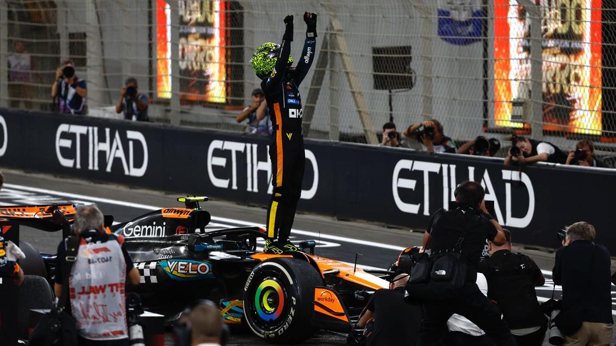 Designul creat special de fani pentru Velo si echipa McLaren de Formula 1 în centrul atenției