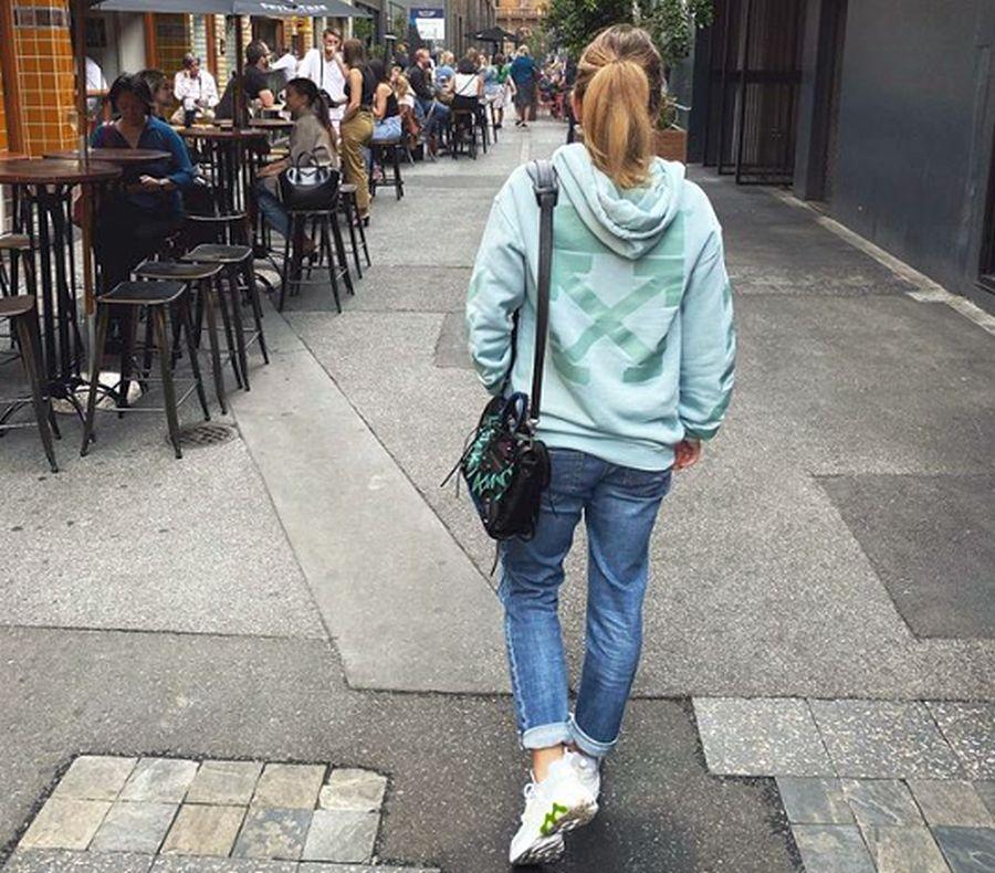 FOTO Simona Halep a atras toate privirile în Australia! A purtat un hanorac de 3.000 de lei