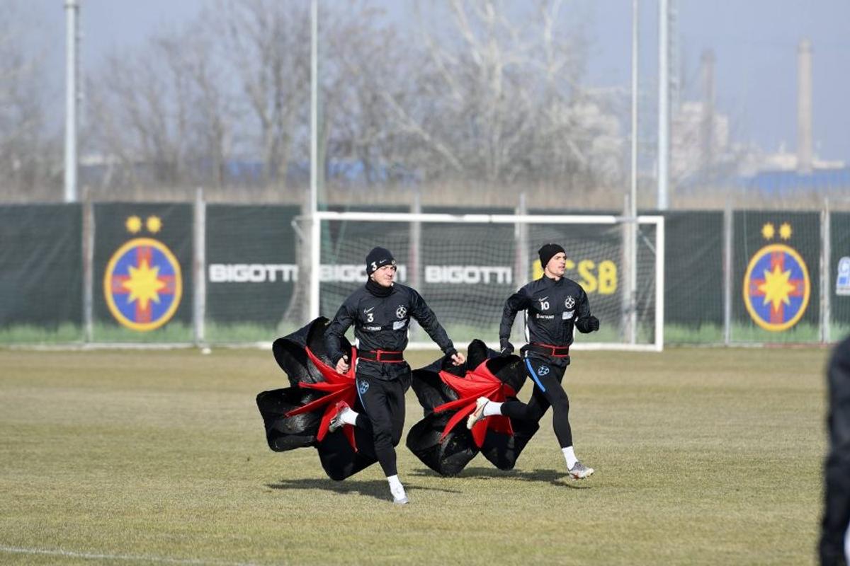 Antrenament FCSB-10 ianuarie