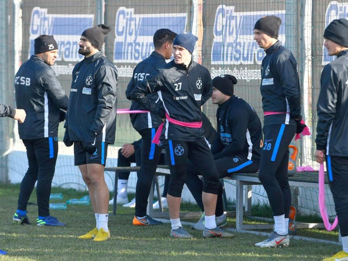 Antrenament FCSB-10 ianuarie