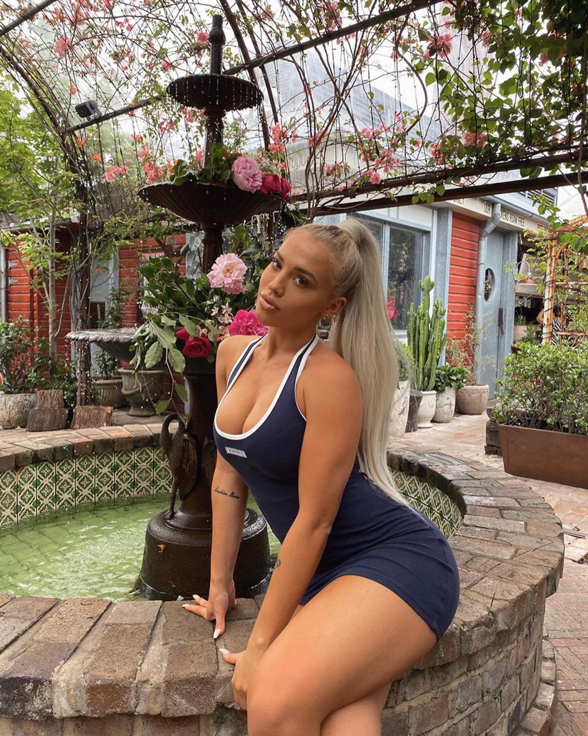 FOTO HOT O vedetă de pe Instagram surprinde: „O echipă întreagă de sportivi mi-a trimis mesaje private”