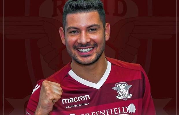 Rapid l-a prezentat oficial pe Valentin Alexandru, primul transfer din 2020: „Sper că vom sărbători promovarea în vară”