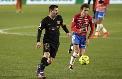 BARCELONA. Leo Messi atinge borne incredibile după golul din lovitură liberă marcat cu Granada! Starul catalanilor e din nou golgeter în Spania