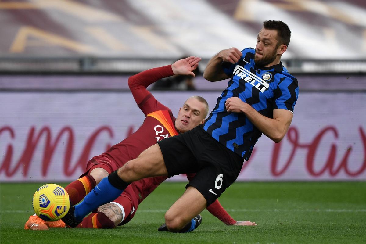 AS ROMA - INTER MILANO 2-2 » Egal pentru AC Milan! Meci incendiar pe Stadio Olimpico