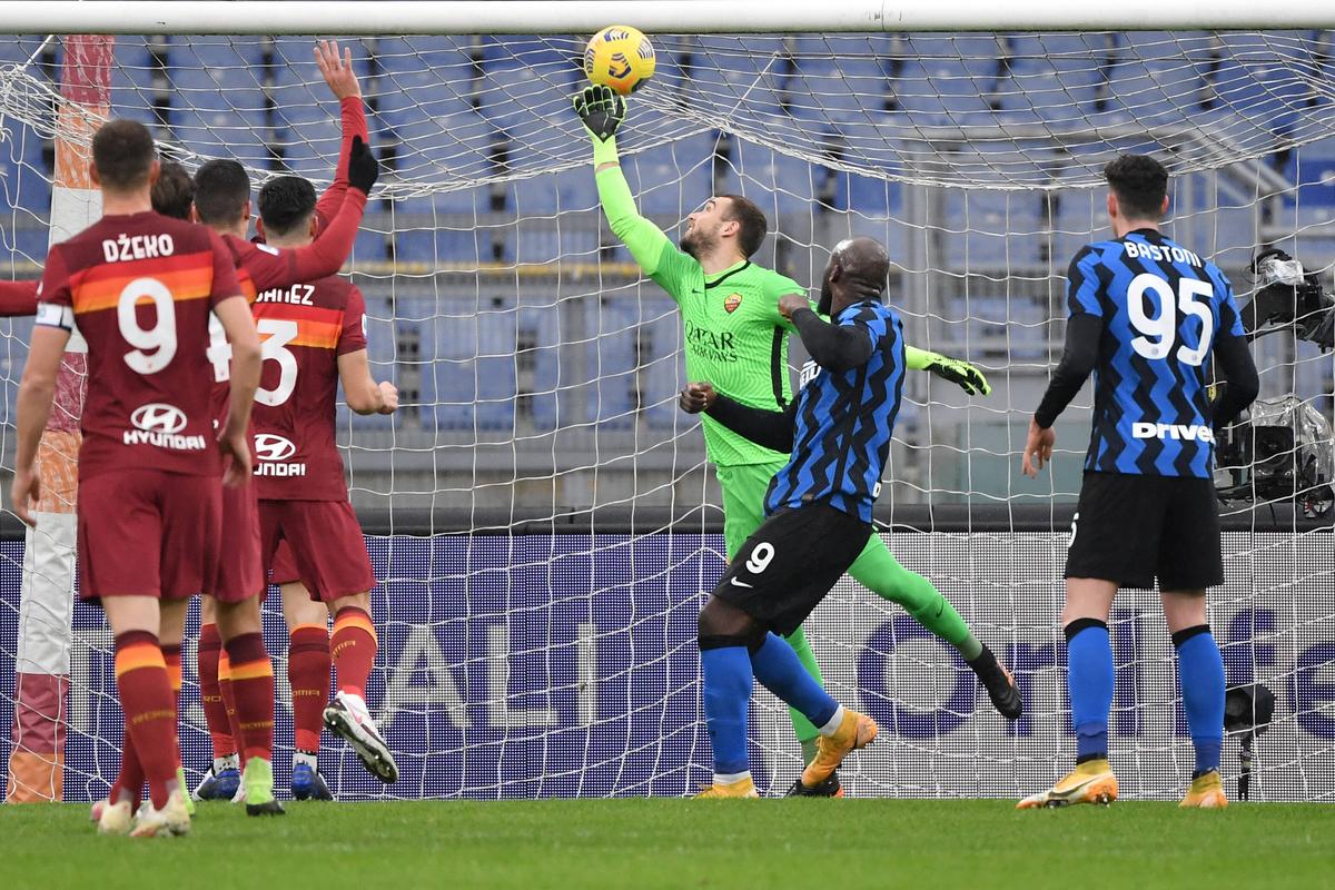 AS ROMA - INTER MILANO 2-2 » Egal pentru AC Milan! Meci incendiar pe Stadio Olimpico