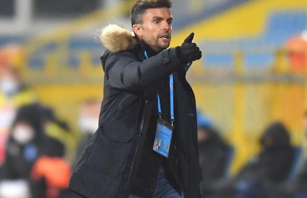 VIITORUL - HERMANNSTADT 2-1. Ruben Albes, scandalizat de confuzia provocată de arbitrul Petrescu: „Nu e normal”