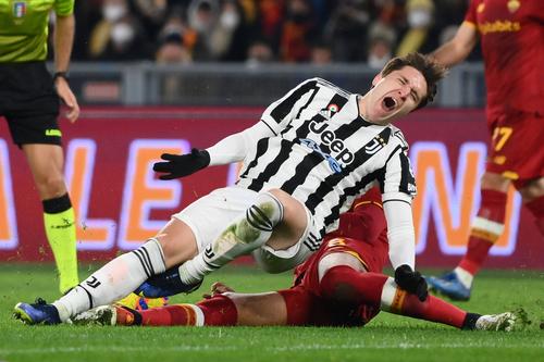 Federico Chiesa a suferit o entorsă la genunchiul stâng// Foto-IMAGO / LaPresse