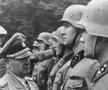 Generalul SS Sepp Dietrich și soldații săi în uniformele Waffen-SS // Foto Getty Images