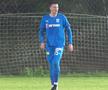 CSU Craiova testează un jucător fără meciuri la seniori și fără cotă pe Transfermarkt!
