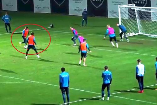 Tavi Popescu a înscris un supergol la antrenamentul FCSB