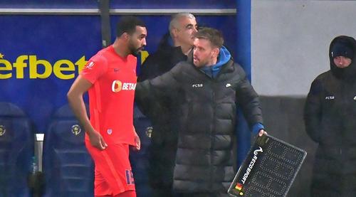 Mihai Pintilii (37 de ani), antrenorul neoficial de la FCSB, trebuie să parcurgă un curs pentru obținerea carnetului de antrenor, o calificare pe care n-au dobândit-o nici Edi Iordănescu, nici Mirel Rădoi