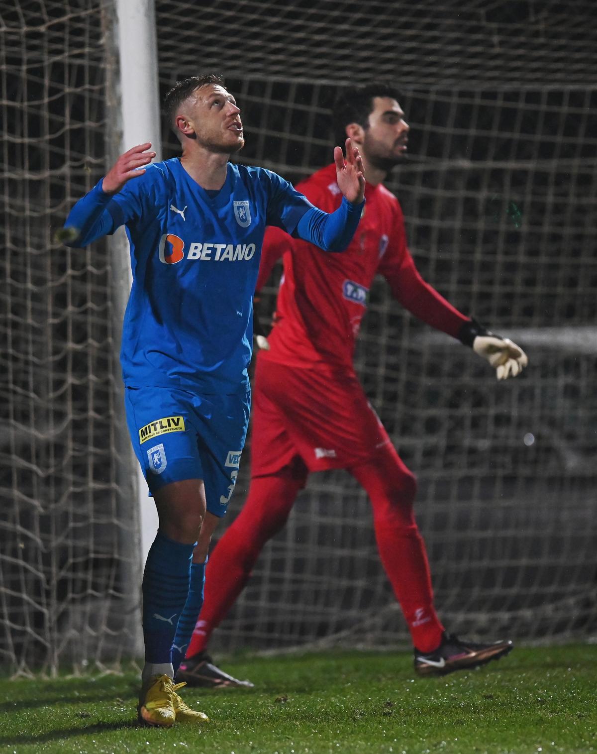 Previziunea lui Dragomir pentru 2023: „Patru echipe se bat la titlu, ea îl va câștiga ” + Antrenorul-surpriză din Liga 1 care l-a fascinat: „E trăsnet, fiți atenți ce vă spun!”