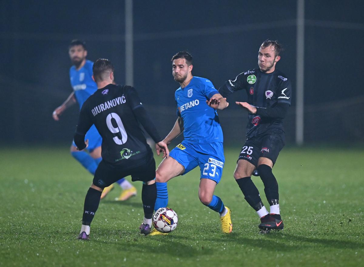 Previziunea lui Dragomir pentru 2023: „Patru echipe se bat la titlu, ea îl va câștiga ” + Antrenorul-surpriză din Liga 1 care l-a fascinat: „E trăsnet, fiți atenți ce vă spun!”