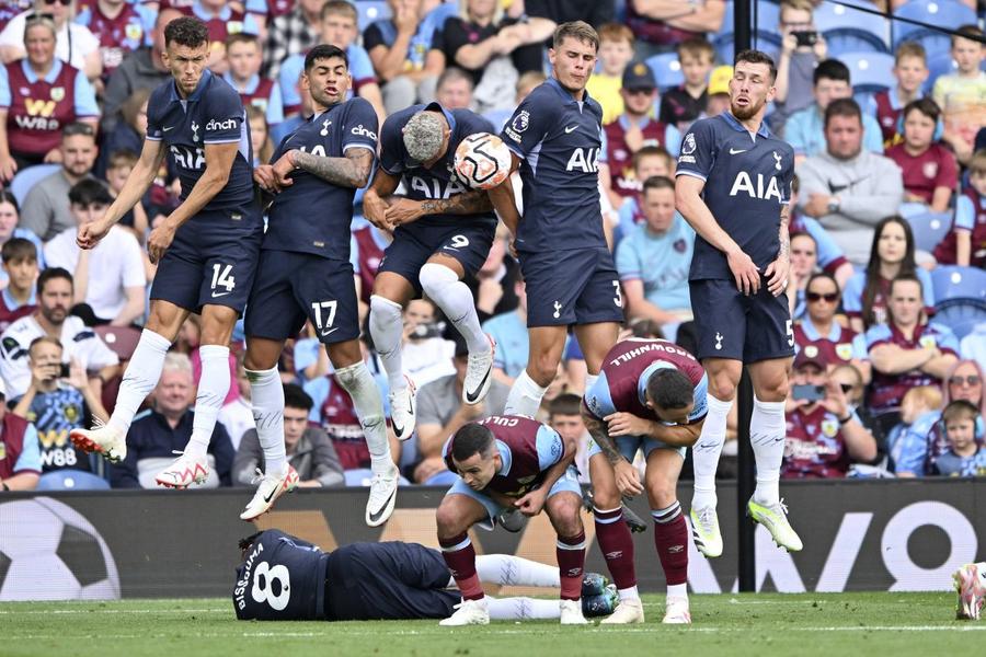 Unde va juca Radu Drăgușin la Tottenham. Când va debuta, cine l-a vrut, cine l-a propus! » „Nu mă tem deloc. Își va câștiga locul în echipă”