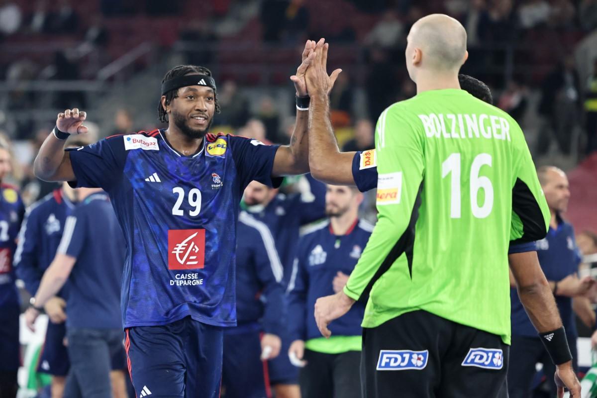 Legendarul Vasile Stângă, surprins de un aspect la Campionatul European de handbal masculin: „Domnule, noi nu avem!”