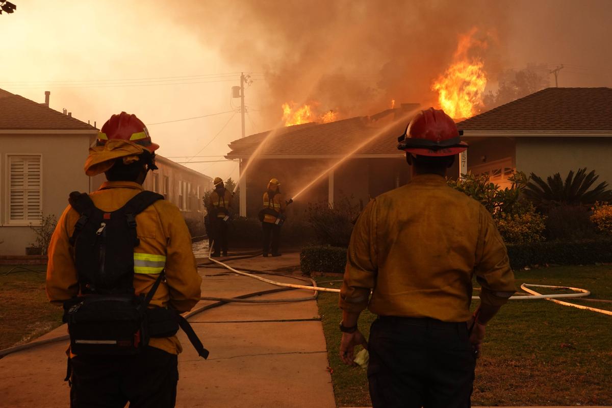 Incendiu Los Angeles