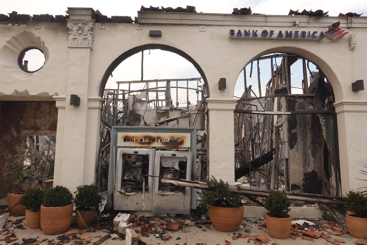 Incendiu Los Angeles