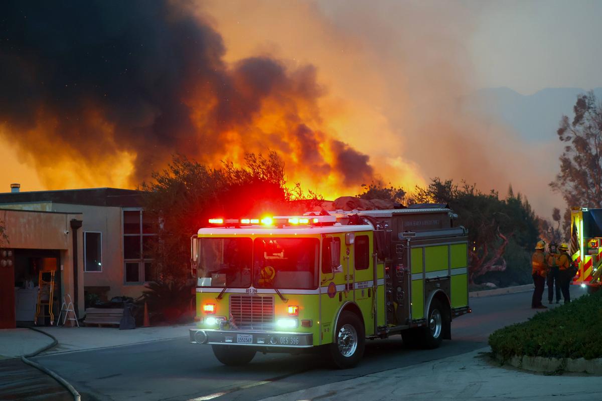 Incendiu Los Angeles