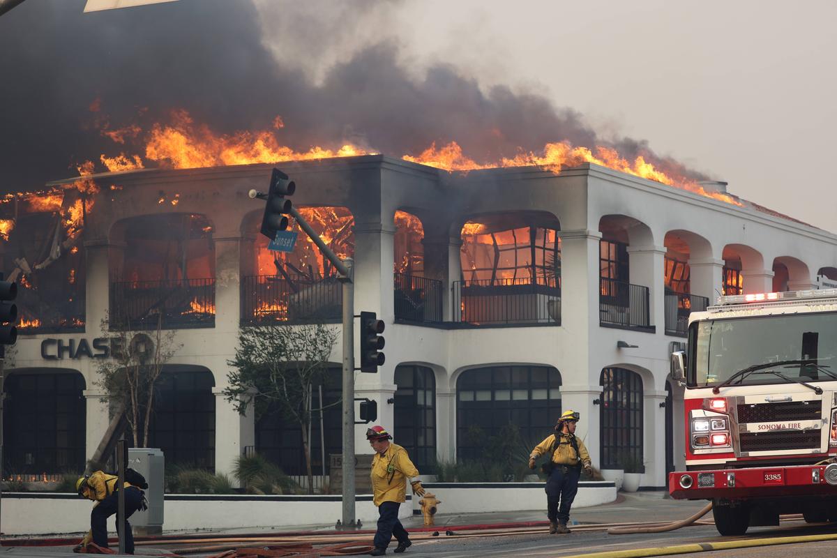 Incendiu Los Angeles