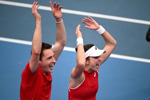 Jakub Paul și Belinda Bencic după calificarea în finala United Cup Foto: Imago Images