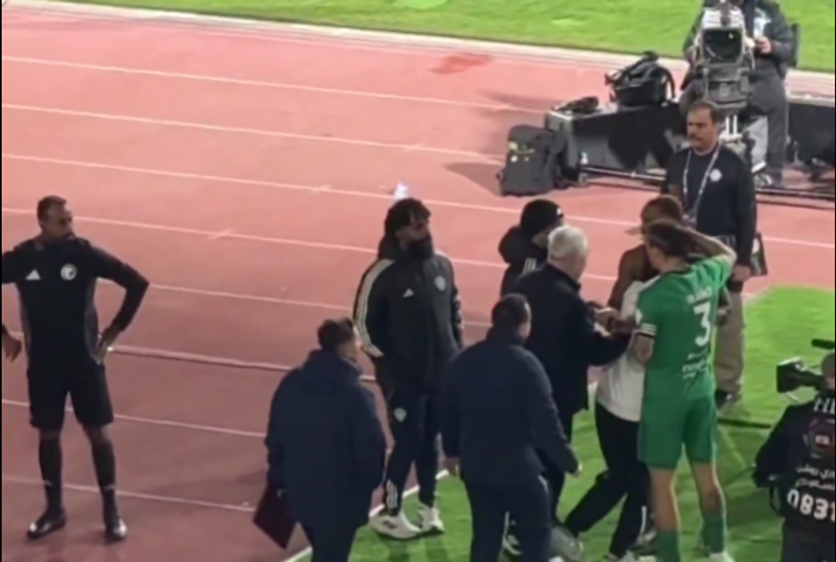 Scandal după fluierul final! Marius Șumudică, nervos pe Ivan Toney
