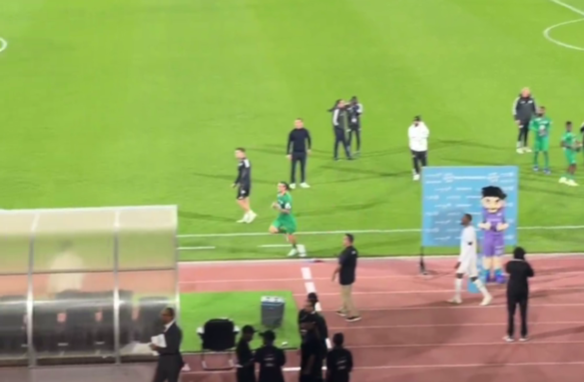 Scandal după fluierul final! Marius Șumudică, nervos pe Ivan Toney