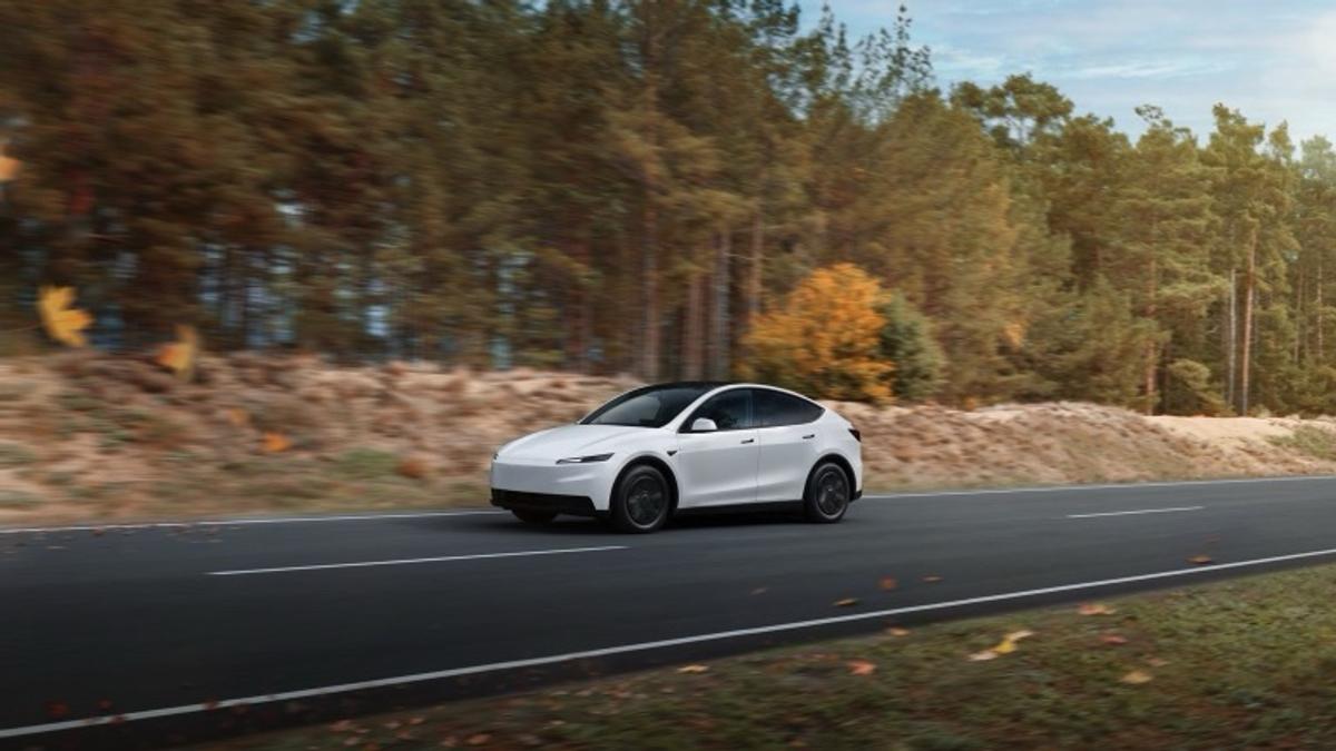 Tesla Model Y Standard Long Range