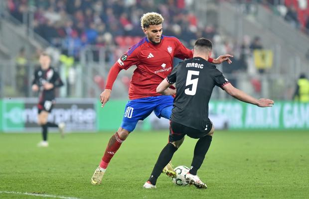 A semnat cu CFR Cluj și a ajuns deja la antrenamentele lui Daniel Pancu!