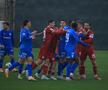 Universitatea Craiova - Stuttgart 2 » Nsimba i-a băgat mâna în gât unui adversar // foto: Ionuț Iordache (GSP)