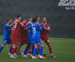 Universitatea Craiova - Stuttgart 2 » Nsimba i-a băgat mâna în gât unui adversar // foto: Ionuț Iordache (GSP)