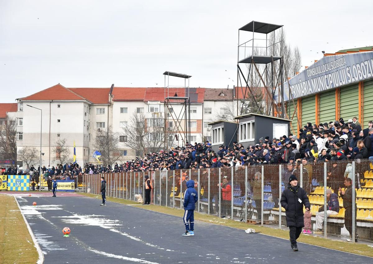 Singurul stadion din Superliga cu „trei tribune 1”, inaugurat oficial astăzi » Cum arată după modernizare