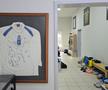 Bântuiți de Mititelu și în Antalya » Fotografia zilei: ce au găsit juveții la intrarea în vestiar