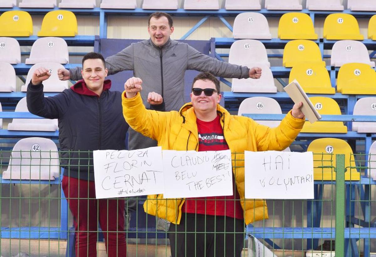 Poza sezonului în Liga 1? Galeria celor de la Voluntari, show total cu Dinamo: „Peluza Florin Cernat”