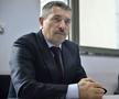 Becali, Copos și ceilalți „autori” au scris 54 de cărți în închisoare și niciuna după eliberare! Ce s-a întâmplat?!